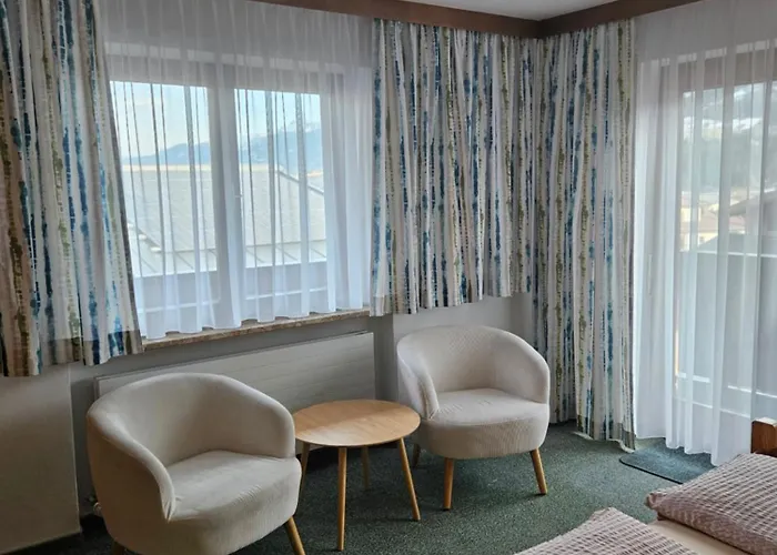 アパート Flatscher